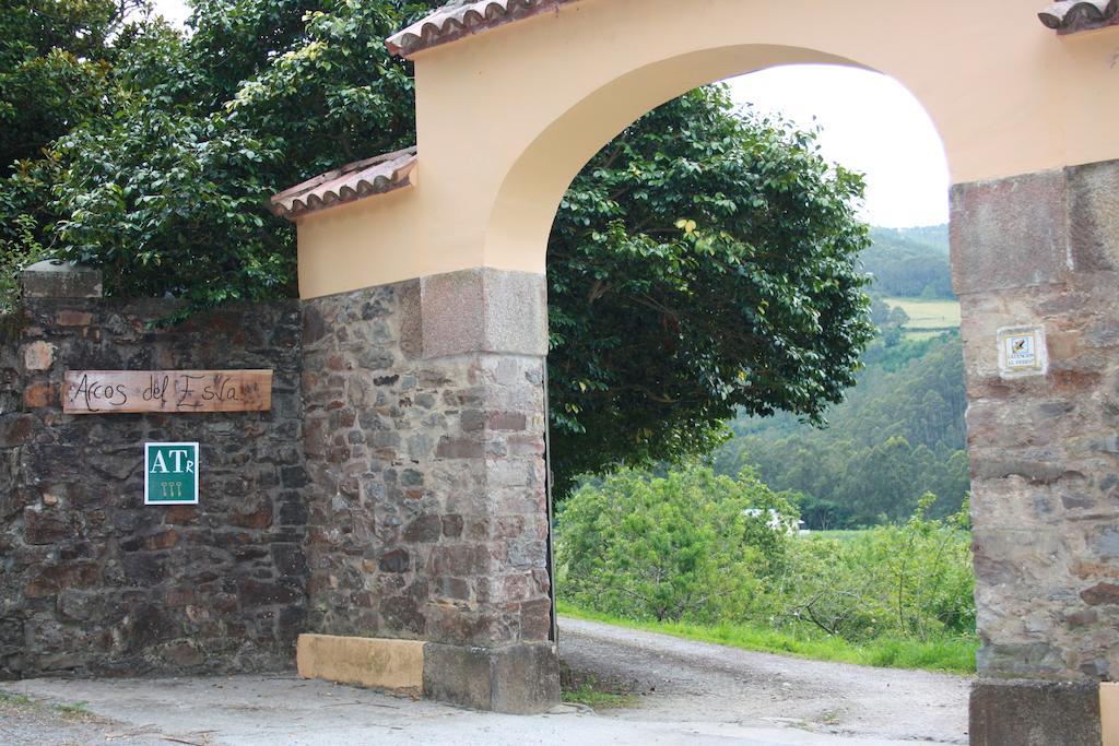 Apartamentos Arcos Del Esva Luarca Dış mekan fotoğraf